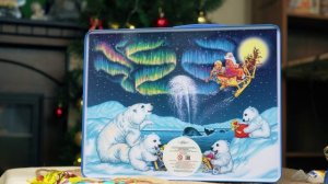 Чемодан из пищевой жести, новогодний подарок "Северное сияние"