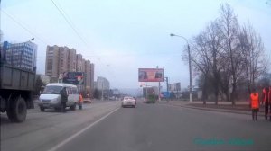 Луганск Весна  Центральные улицы города