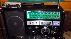 Grundig 1400  или Ламповый  Харьков  ?  Сравниваем прием и звучание на Даче . 45 км от Вышки !