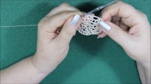 НЕЖНАЯ САЛФЕТКА С ЦВЕТКОМ, ЛИСТЬЯМИ И СЕРДЕЧКАМИ. СХЕМА. ЧАСТЬ ПЕРВАЯ.