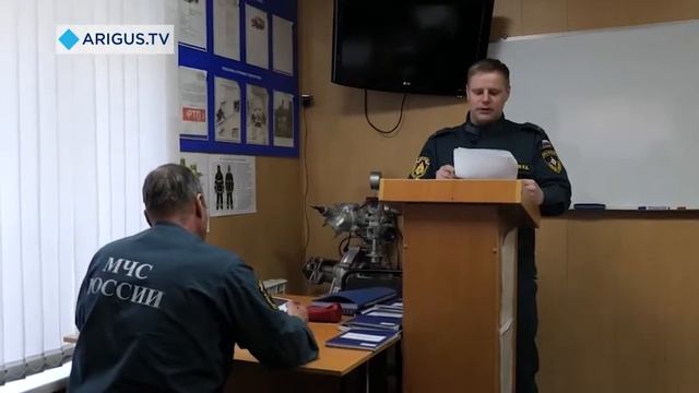 «Больше, чем профессия»: Пожарный смотреть онлайн