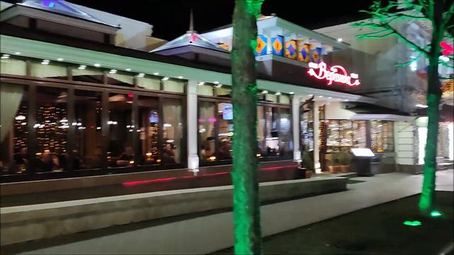 Кисловодск зажигает огни. Вечерняя Колоннада и Курортный бульвар. Февраль 2024 год