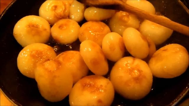 Итальянская Кухня -Лук карамелизированный рецепт в бальзамическом уксусе Цибулька Cipolline glassat смотреть онлайн