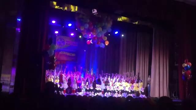 Сброс шаров от Арт Шар Курск смотреть онлайн