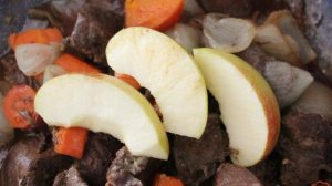 Паштет из говяжьей печени с овощами и яблоком