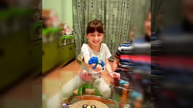 ХасикиТВ😉 Обзор спинеров и антистрессов, каких видов и цветов они бывают.