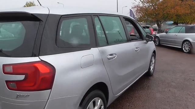 Citroen GRAND C4 PICASSO 1.6 e-HDi 115 Airdream VTR 5dr U17760 смотреть онлайн