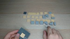 Как сделать лаунчер для запуска волчка из Лего.  How to make a Lego spinning top launcher