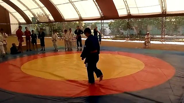 Обертий Антон. Рондат -фляк. Летний лагерь по дзюдо . Каролина-Бугаз. База "Шурави" . 11 июля 2015. смотреть онлайн