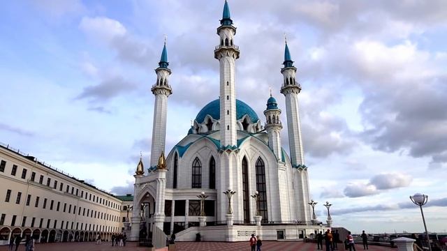 Trzecia stolica Rosji - Kazań - Kamperem nad Bajkał (vlog #44) смотреть онлайн