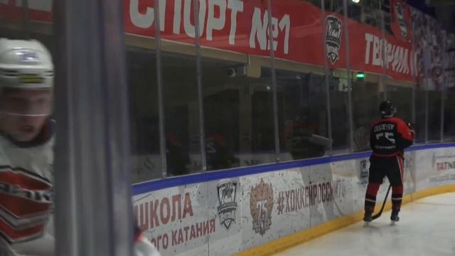 «Спутник» сравнял счёт в серии с «Чайкой». Всё решит пятый матч смотреть онлайн