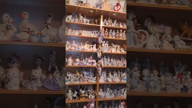 фарфоровые статуэтки. Советские статуэтки и многие другие.