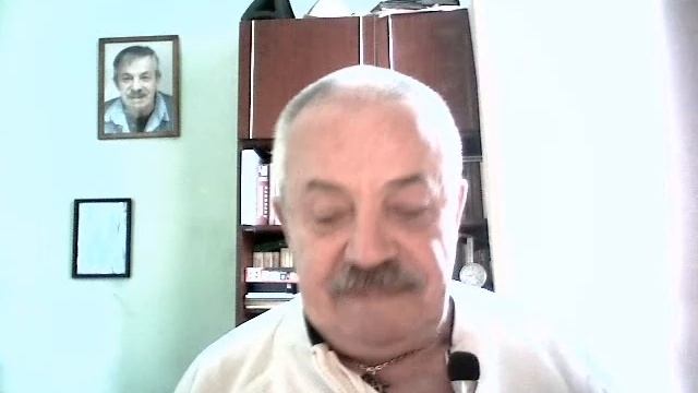 Просто анекдот.СталинБрежнев у Ленина47.Переименования.