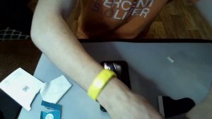 Процесс наклейки защитного стекла Nillkin 3D DS+MAX на Huawei P30 PRO