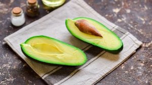 Диетический салат с авокадо