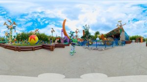 Disneyland Paris - 360 VR - Toy Story Playland rien que pour vous ?✨