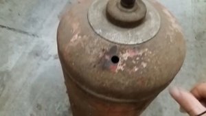 Как безопасно разрезать баллон не выкручивая кран