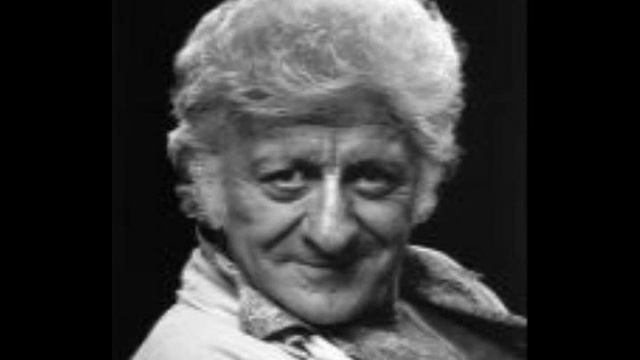 I Know an Old Lady sung by Jon Pertwee смотреть онлайн