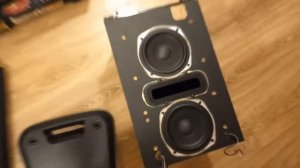 Чистка за сеткой колонки SONY GTK XB7