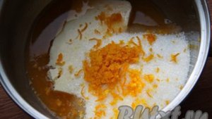 Пирог с айвой и орехами