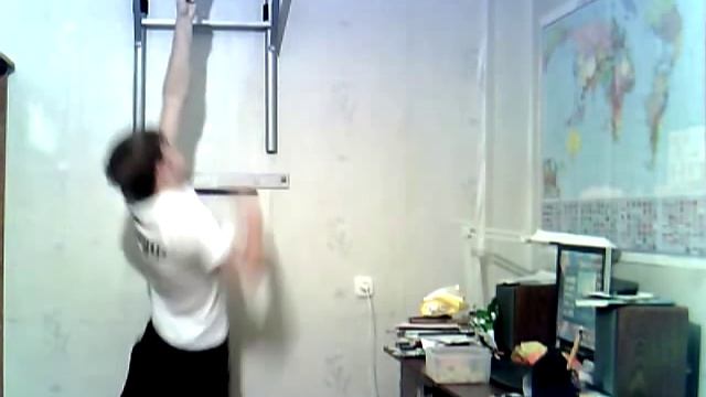 pulling on 1 finger смотреть онлайн