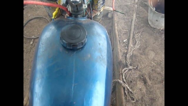 Заводим мотоцикл Минск, в мороз -12, с карбюратором к62с. смотреть онлайн