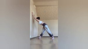 Йога для поясницы утром