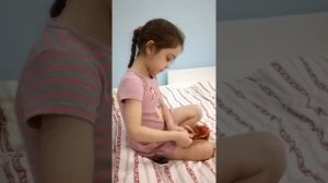 Плетение косичек на куклах!