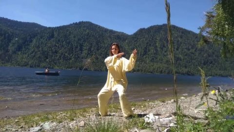 Тайцзицюань стиль Чэнь. Лаоцзя 1-6 форма. Телецкое озеро #цигун #тайцзицюань #тимофееваоксана .