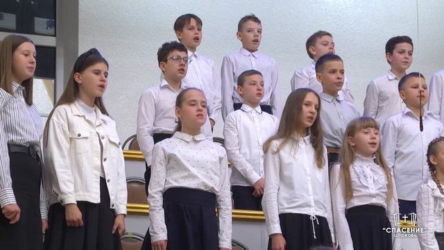 Осталось мало так на земле любви (А где любовь?) / Песня