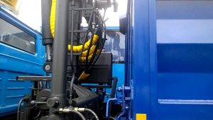 Самосвал Урал 5557  и гидроманипулятором ЛВ 185 (Майман) - 9193268747