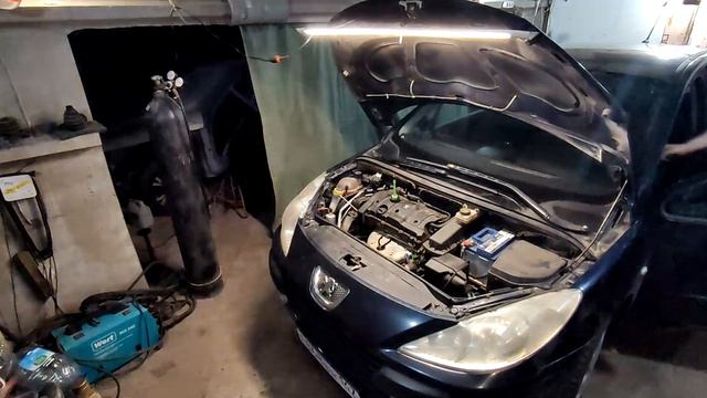 Замена жидкости в ГУР (ЭГУР) Peugeot 308 и Peugeot 307