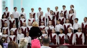«Четыре таракана и сверчок» (итальянская песня, обработка А. Долуханяна) - Младший хор «Надежда»