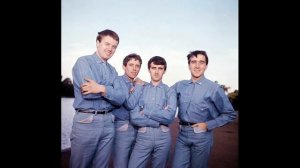 Рок-энциклопедия. Swinging Blue Jeans. История группы