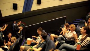 Предложение руки и сердца (признание в любви) любимой девушке в кинотеатре