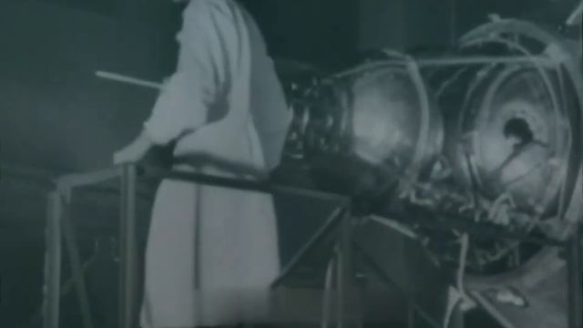 Первенец космической эры / Спутник смотреть онлайн