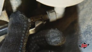 Как заменить топливный фильтр на Volvo ХС90?