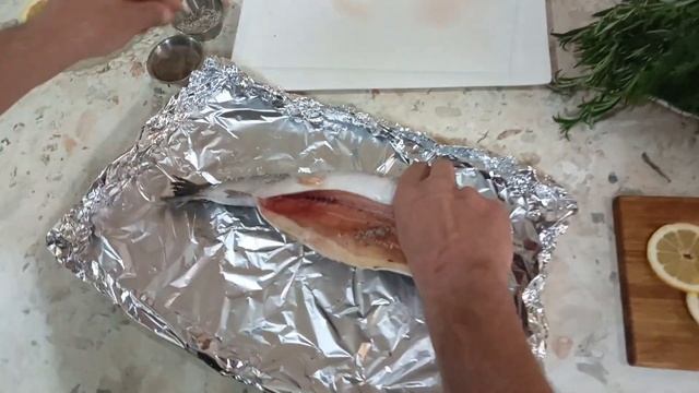 Форель, ВКУСНЫЙ РЕЦЕПТ !!! В Духовке... смотреть онлайн