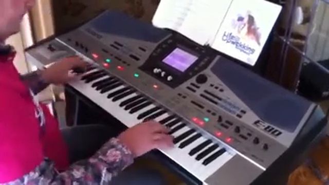 Louwe op keyboard смотреть онлайн