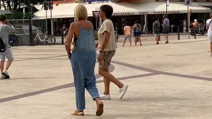 Как Одеваются итальянки летом Street fashion what people are wearing