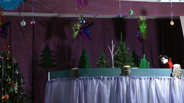 17 кружок Веселый балаганчик п Правохеттинский спектакль Как березка на елочный бал собралась смотреть онлайн