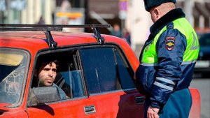 Юрист отказался садиться в машину ДПС