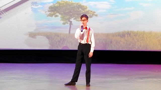 Денис Лукашевич "Нарисуй свой мир" Дебют. ДДТ Долинск смотреть онлайн