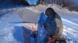 Попали на жор щуки. Жерлицы срабатывают одна за одной. Рыбалка с ночевкой в палатке.