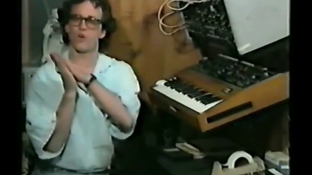 Steve Porcaro - Synthesizer Basics   Minimoog Bass Sounds