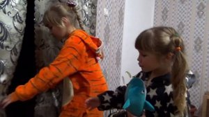 ТЕПЕРЬ ДЕРЖИ ПАПА УКОЛ ЭТО БЫЛ ПЛОХОЙ ПРИКОЛ!