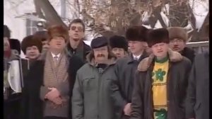 "КАК ЖИТЬ??!!". "Жить не тужить. Ни кого не осуждать. Ни кому не досаждать. И всем моё почтение !"