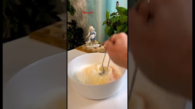 Пышный, нежный и вкусный омлет, как в детском саду. смотреть онлайн