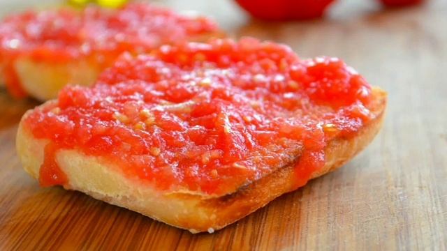 БУТЕРБРОДЫ С СЫРОМ И ТОМАТНОЙ ПАСТОЙ. смотреть онлайн