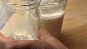 Сметана из пахты  и сливок. Sour buttermilk and cream.